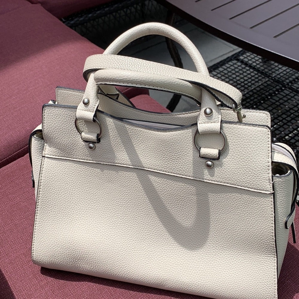 London Fog Andre SA Handbag/Shoulder Bag - Picture 2 of 16
